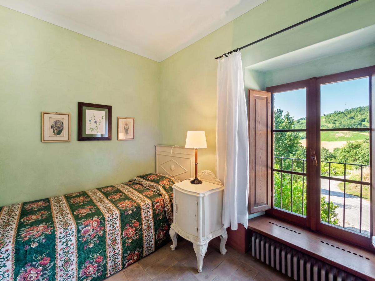 Belvilla By Oyo Locanda Le Querce Frontino Bagian luar foto