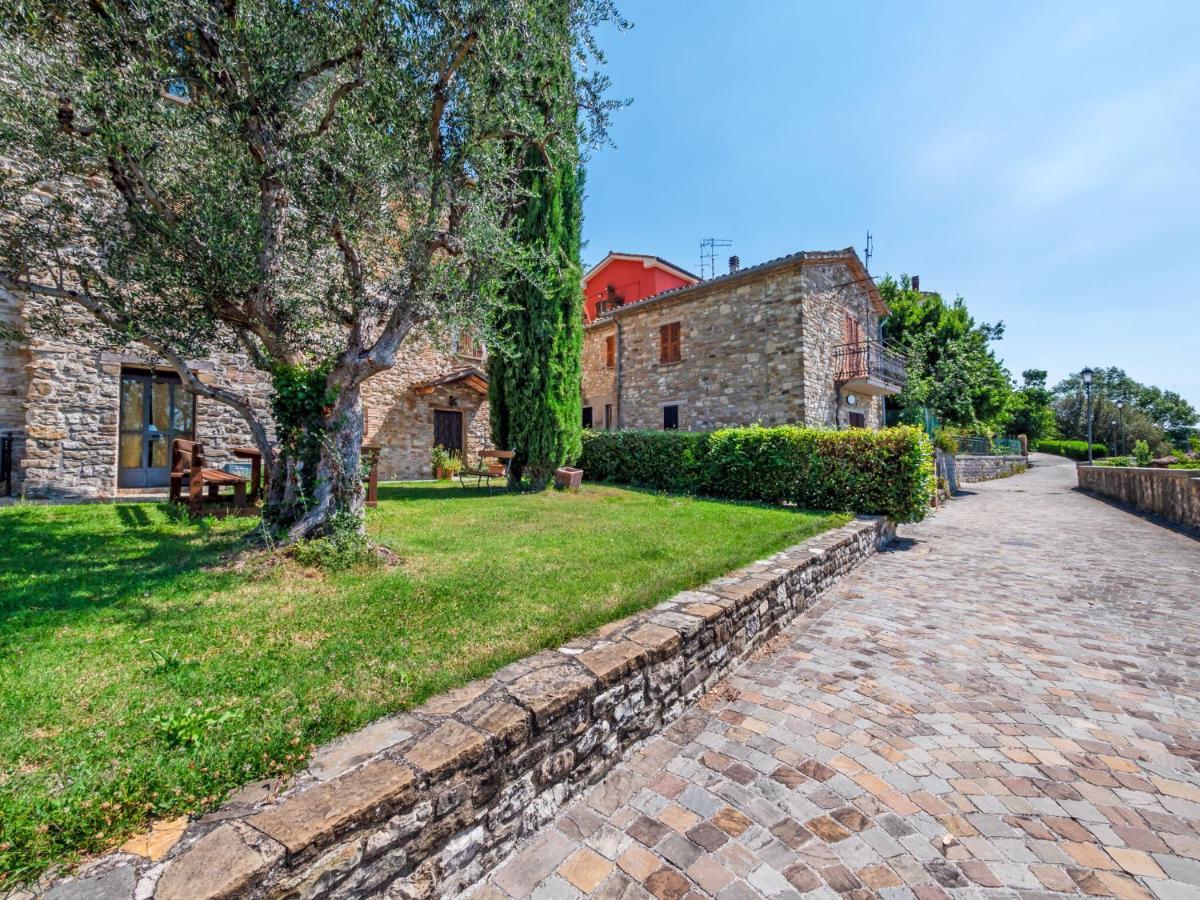 Belvilla By Oyo Locanda Le Querce Frontino Bagian luar foto